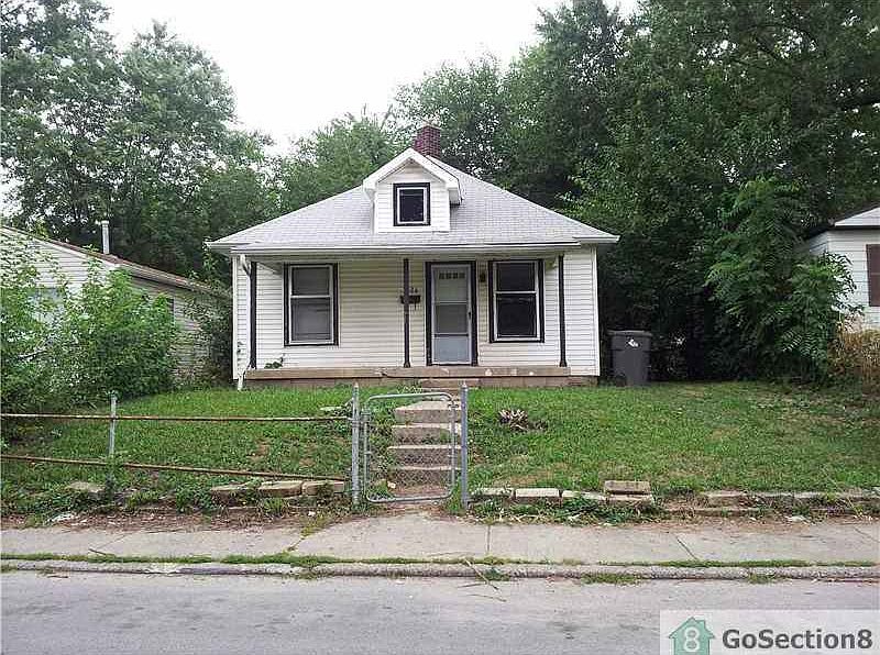 1st image of 1526 Nelson Ave