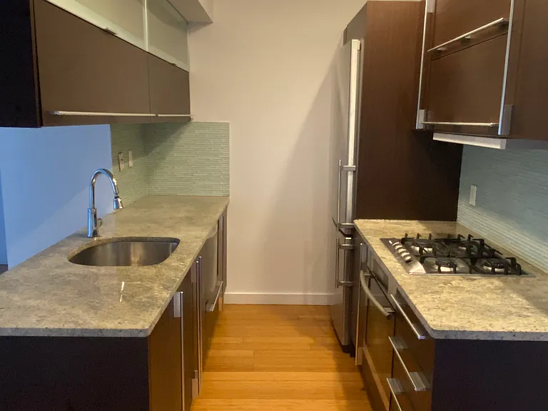 349 Metropolitan Ave #2G — Photo 3