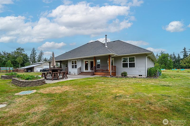 5th image of 298 Toledo Salmon Creek Road