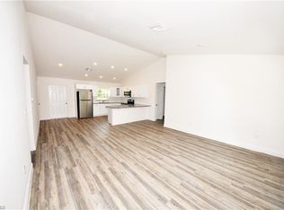 8007 Life Cir, Labelle, FL 33935