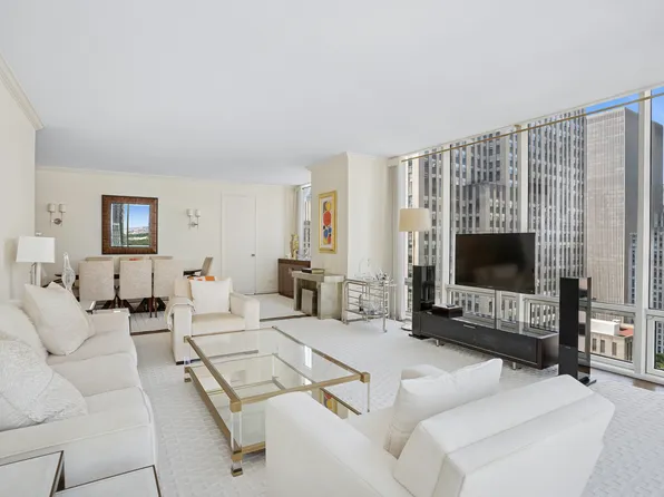 641 5th Avenue image 2 of 10