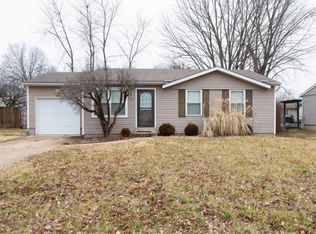 1401 Cypress Dr, Pacific, MO 63069