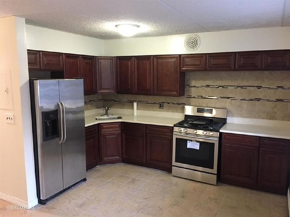 1st image of 3347 13th St #1