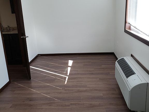 4th image of 210 N Saint Joseph Ave APT 109