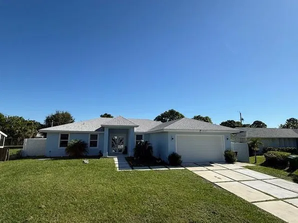1957 SE Fallon Drive, Port St Lucie, FL 34983