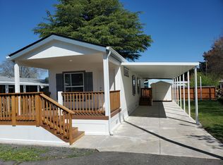 328 Beechwood Dr, Grants Pass, OR 97526