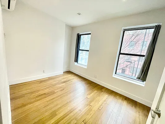 Rented by Vertical Real Estate LLC | media 2