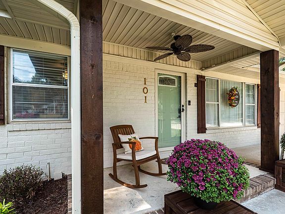 4th image of 101 Kyle Ct
