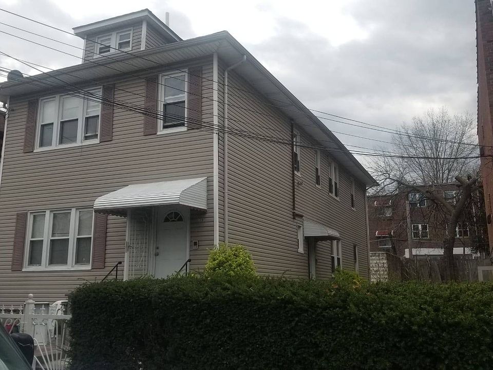 1st image of 130 S 13th Ave