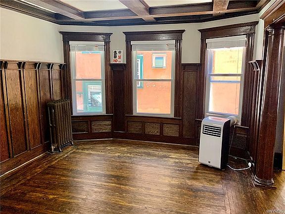 5th image of 602 Bird Ave