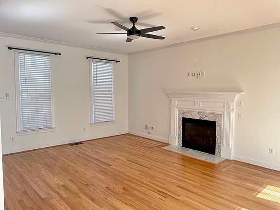 Living Room with gas fireplace