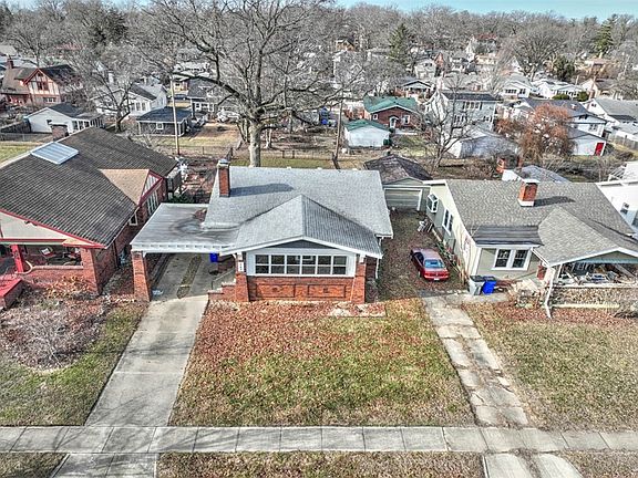 2nd image of 163 N Oakdale Blvd