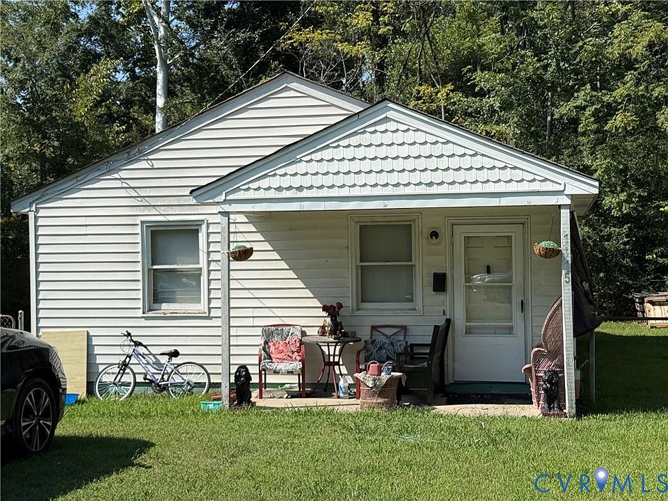 1st image of 1115 6th St