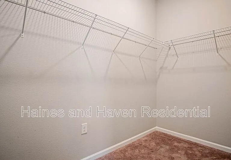 1229 Forest Gate Cir — Photo 13