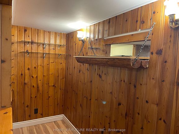 4th image of 28 Raylawn Cres #Basement