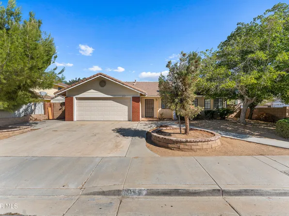 2427 Oakcrest Ave, Palmdale, CA 93550