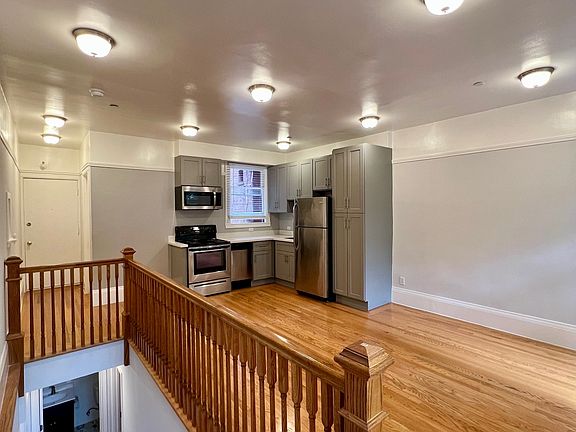 5th image of 825 Jones St APT 1
