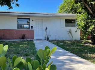 1001 NE 110th St #2, Miami, FL 33161