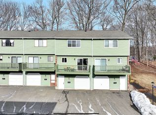 377 Churchill Dr #377, Newington, CT 06111