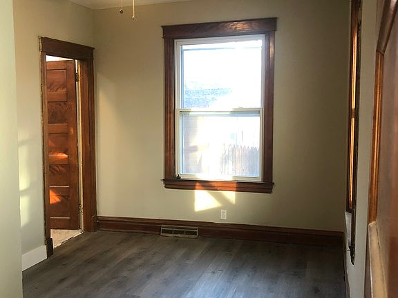 3rd image of 1125 Benton St #3