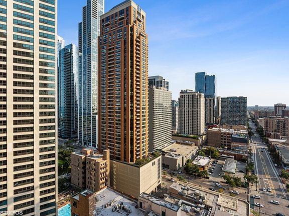 2nd image of 1111 S Wabash Ave APT 2310