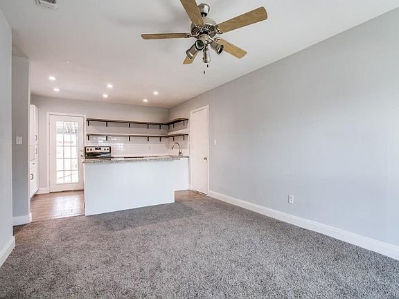4th image of 613 Stonewall Dr