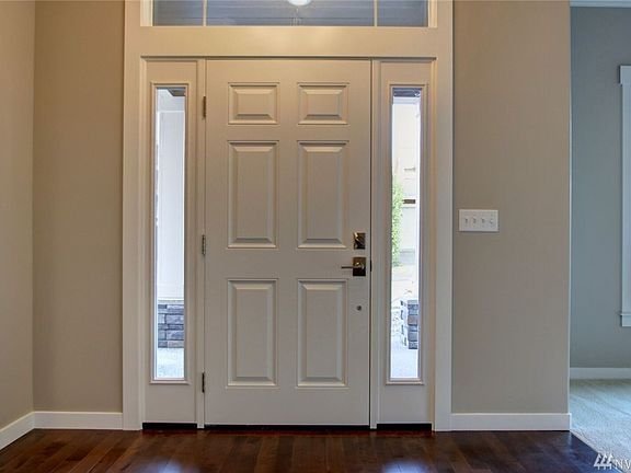 3rd image of 4628 Parkview Ln