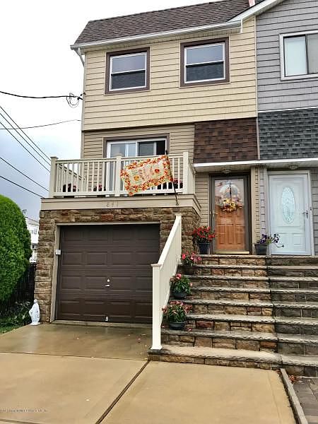 1st image of 841 Tysens Ln