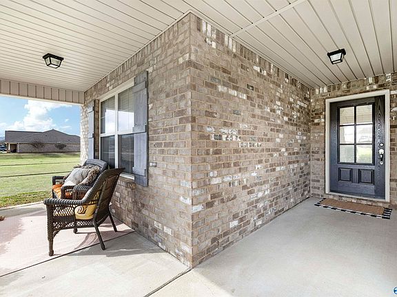 3rd image of 60 Weeping Willow Ln