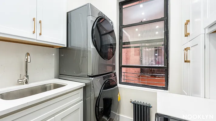 Rented by Nooklyn NYC LLC | media 4