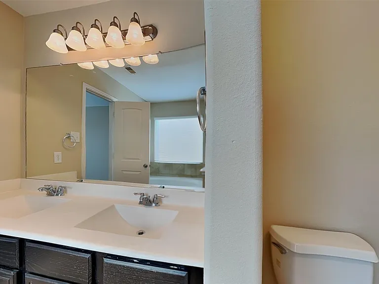 19554 Plantation Cove Ln — Photo 13