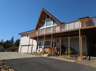 5940 Palmer Dr, Weed, CA 96094