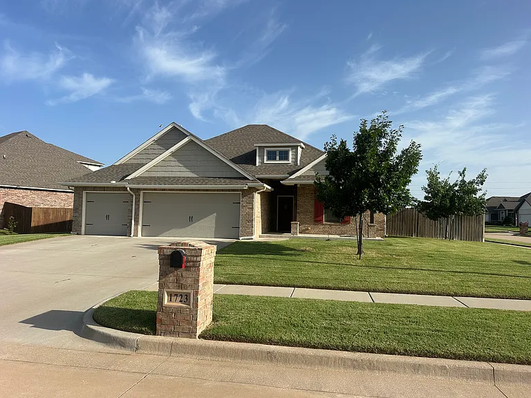 1723 Logans Way — Photo 20