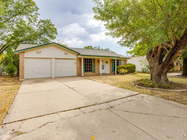 312 NW Wintercrest Rd, Burleson, TX 76028