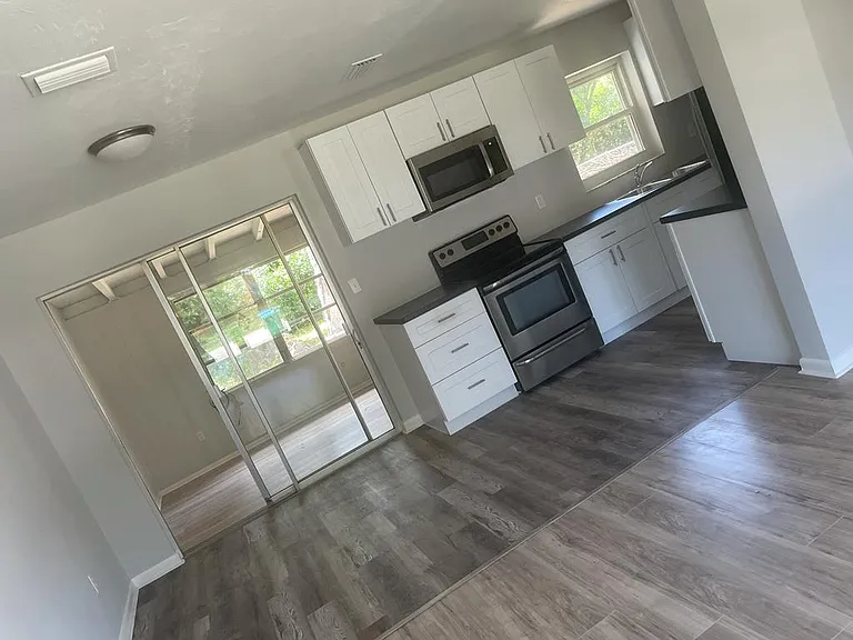1456 W Wellington Dr — Photo 12
