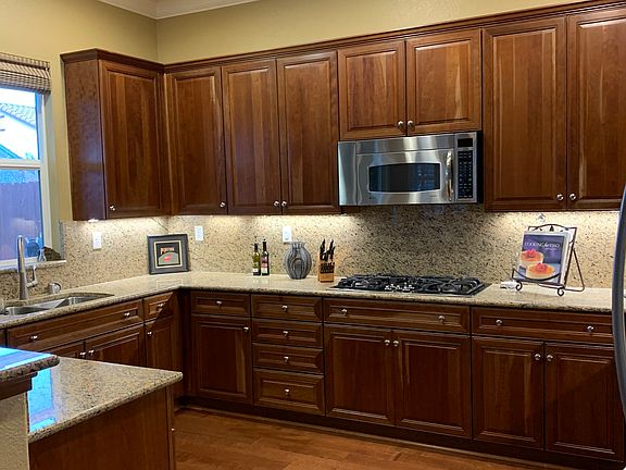 3rd image of 2057 Xavier Ln