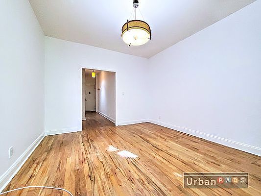 3rd image of 1912 Avenue H APT 1D