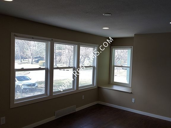 4th image of 2800 SE Massachusetts Ave