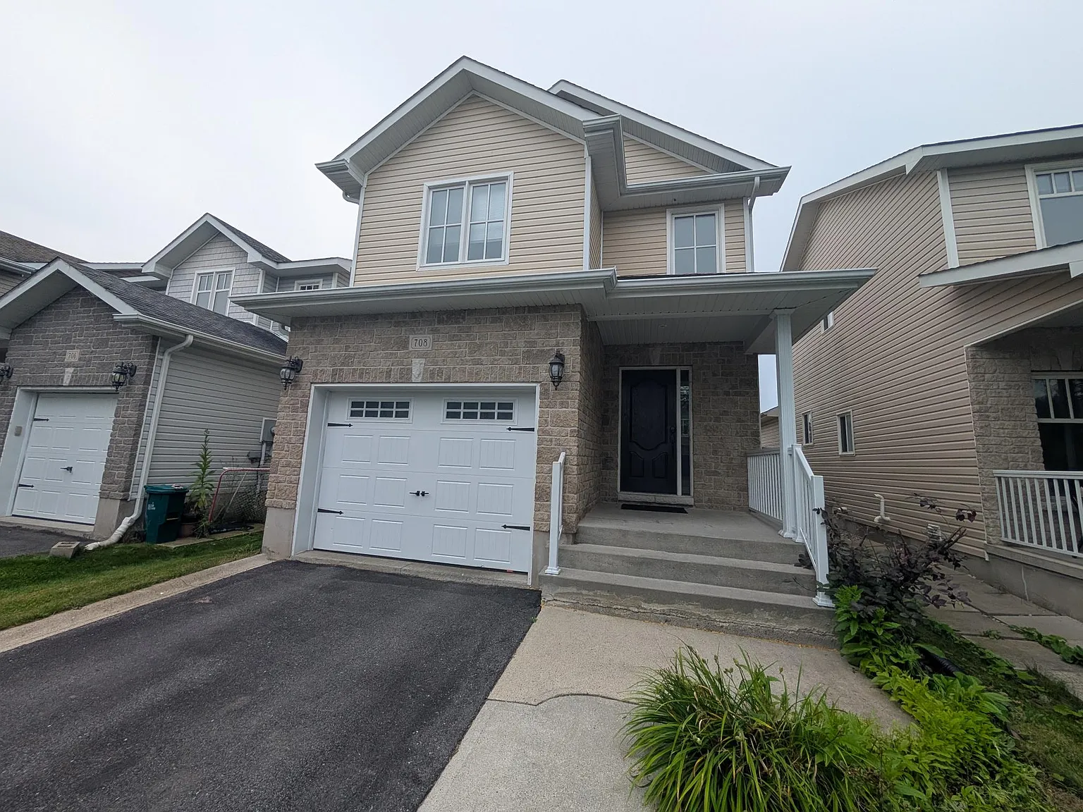 708 Margaret Way — Photo 1