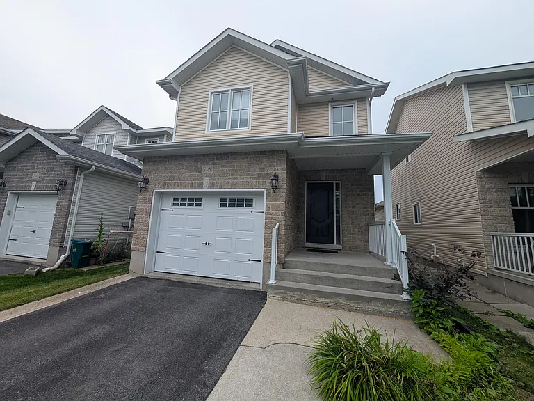 708 Margaret Way — Photo 1