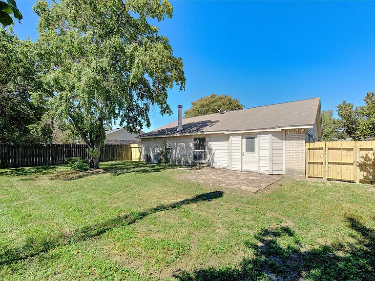 24119 Silversmith Ln — Photo 18