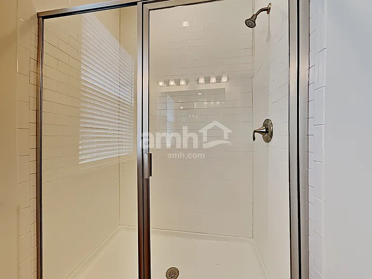 5060 Franks Creek Way — Photo 18