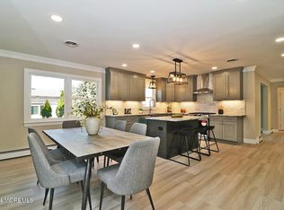 13 Westport Dr, Toms River, NJ 08757