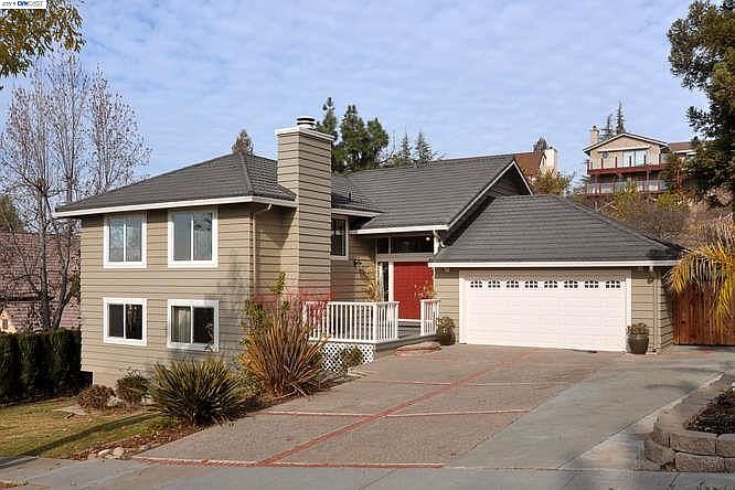 1st image of 44669 Parkmeadow Dr