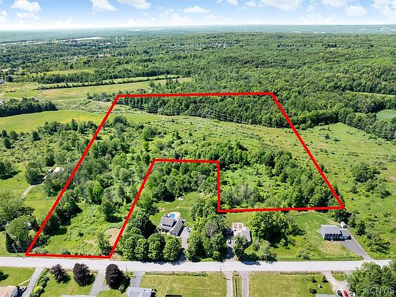 3rd image of 6101 Cavanaugh Rd #56