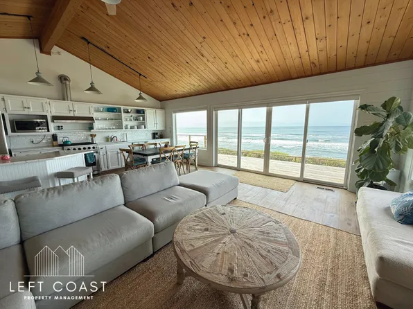 8788 SW Marine View St, South Beach, OR 97366