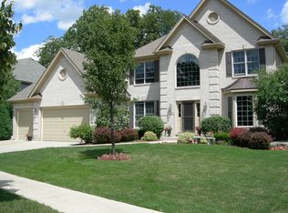 1206 King Edward Ave, St Charles, IL 60174