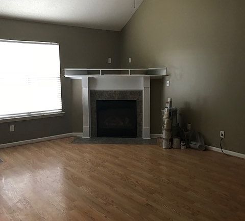 Corner fireplace