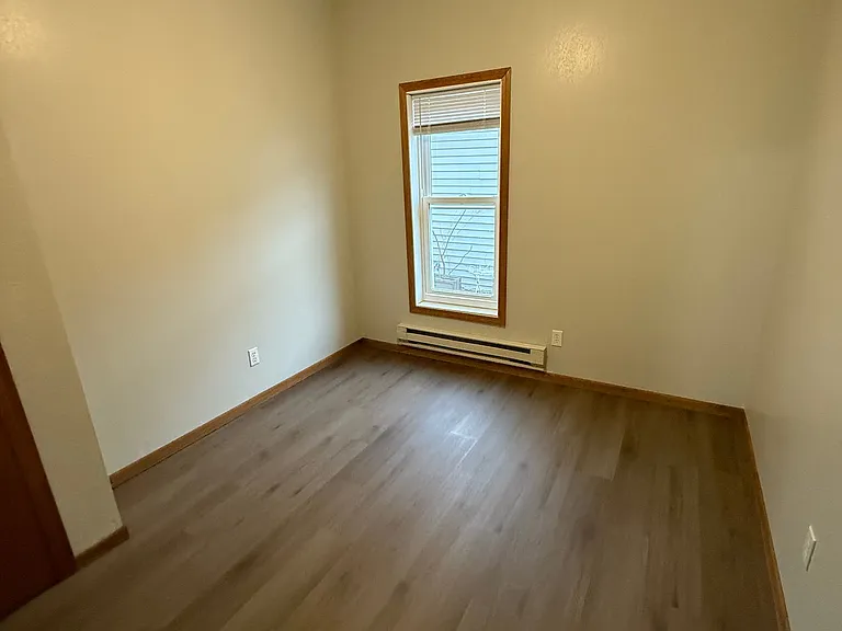 553 W Locust St #553 — Photo 8