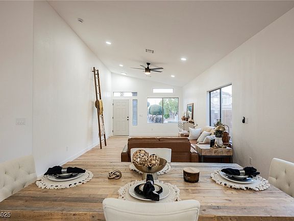 3rd image of 6304 Tanzanite Ave
